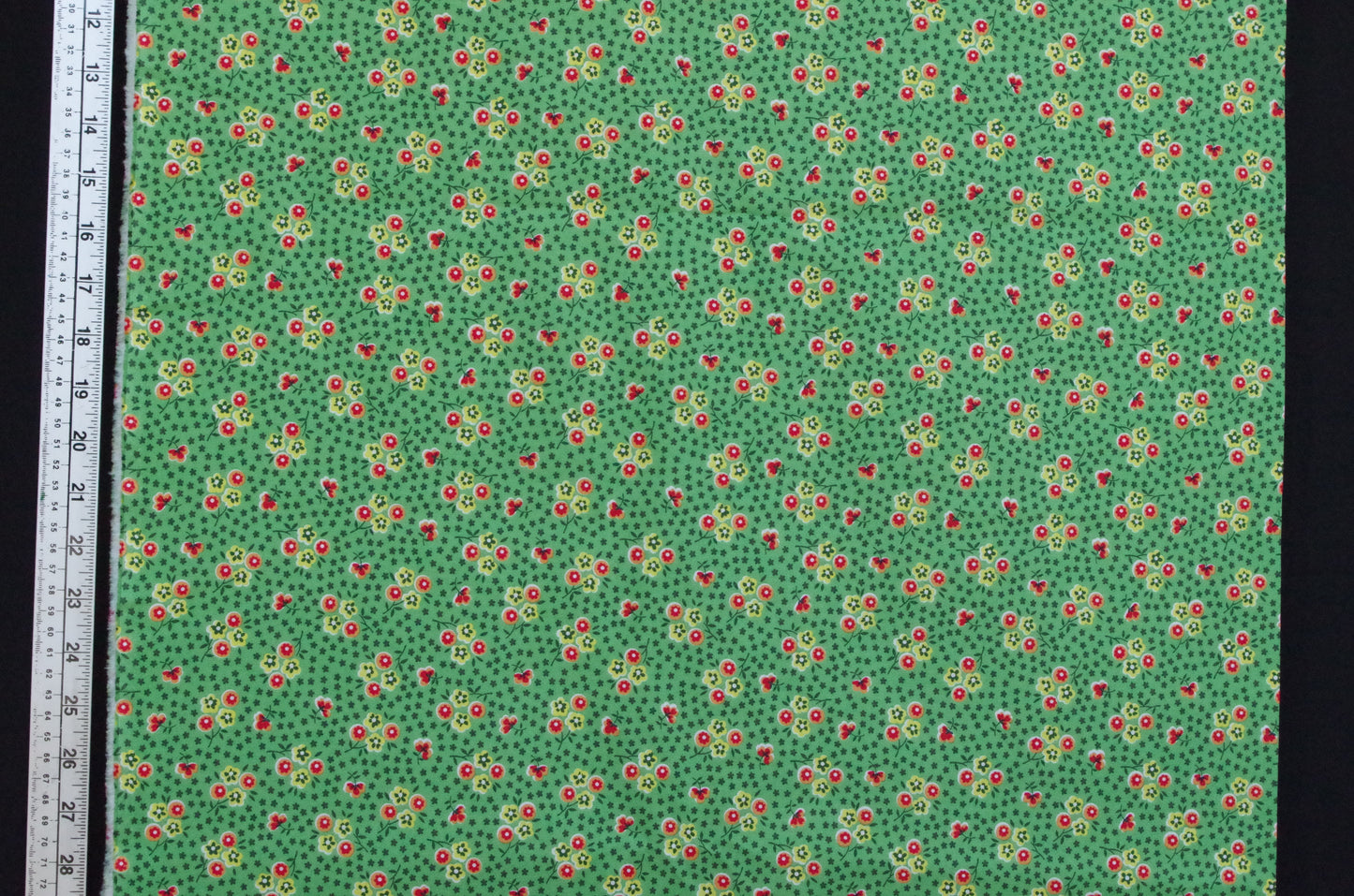Coton matelassé - Fat Quarter - Fleurs vertes