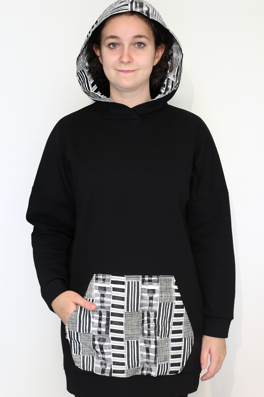 XL Black and White Long Hoodie- Heavy Sweatshirt Cotton