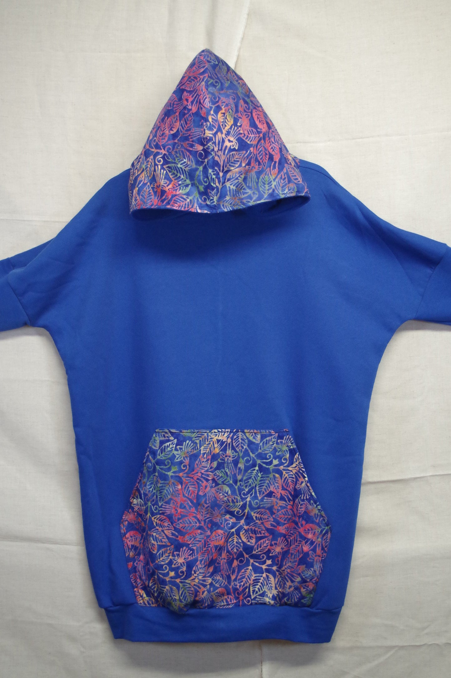 XL Blue Batik Hoodie - Heavy Sweatshirt Cotton