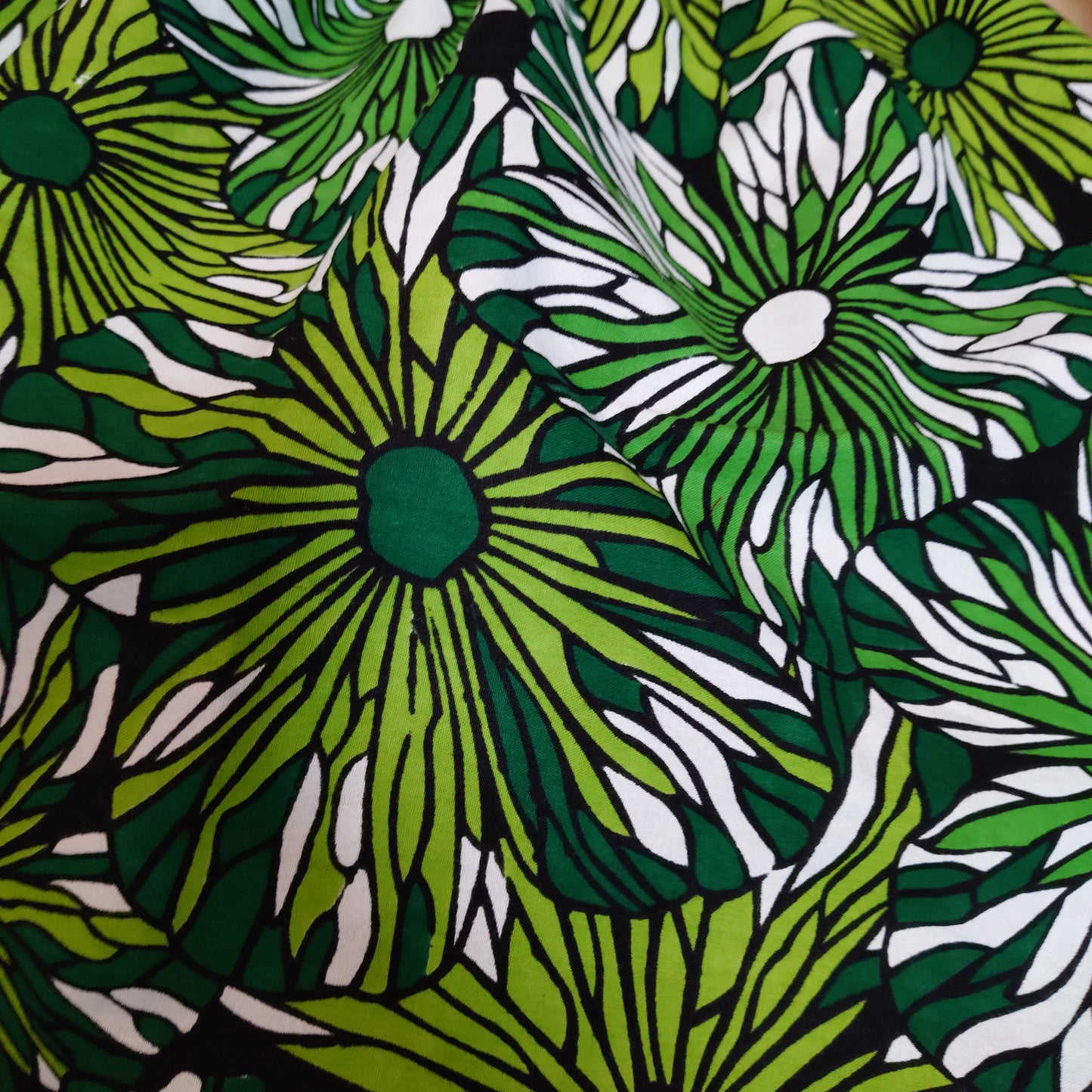 Short skirt with pockets! Green Bloom