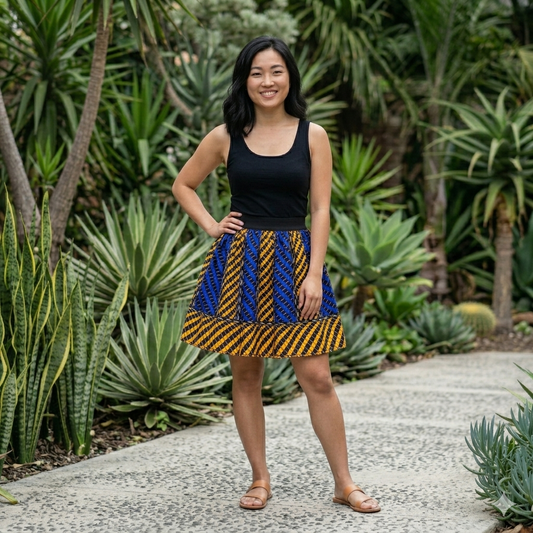 Short skirt with pockets! Geo Warp